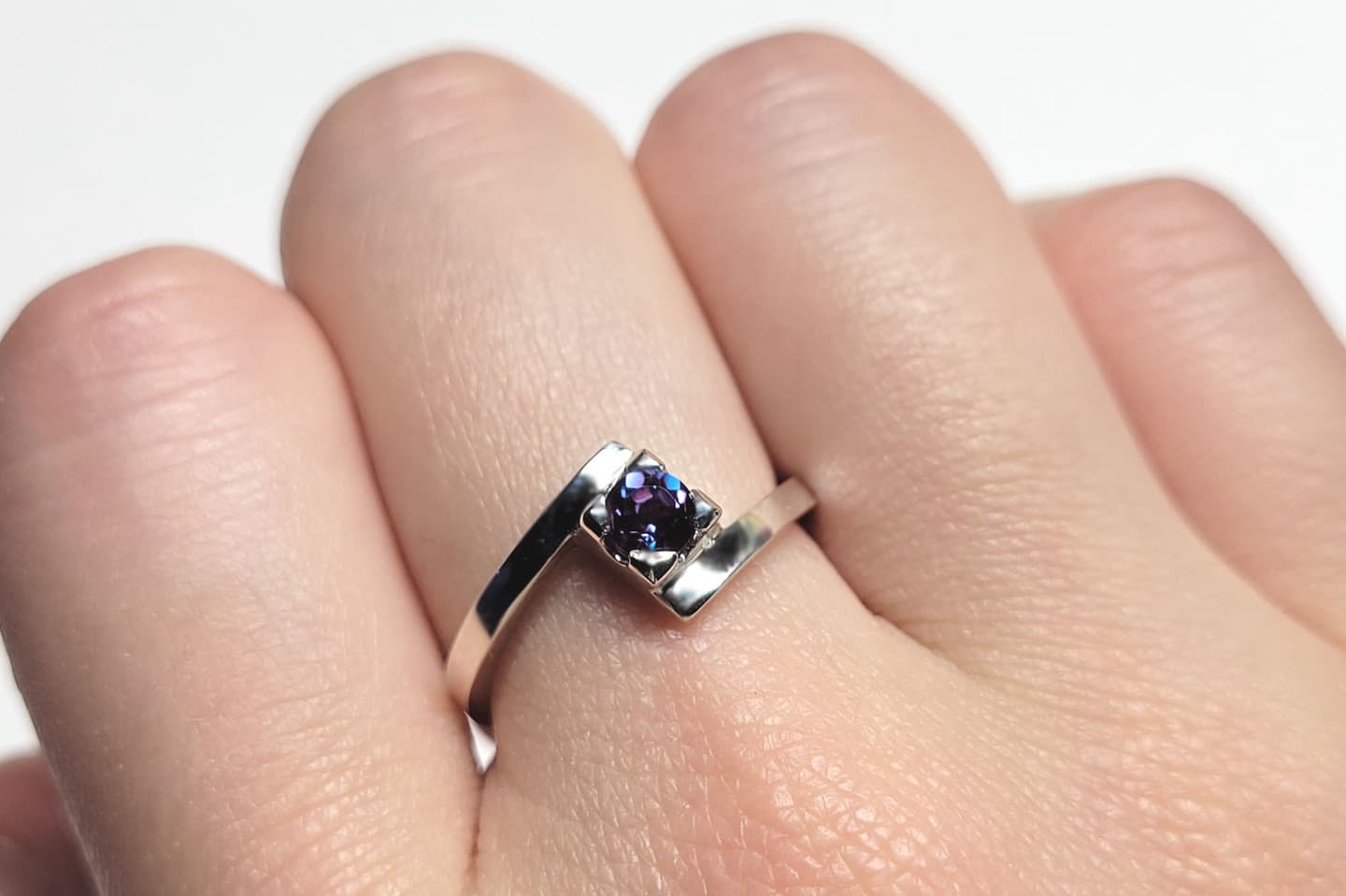 人工アレキサンドライト